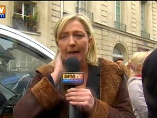 Marine Le Pen "fermement opposée" au droit de vote des étrangers
