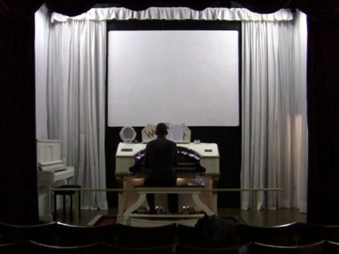 Jesus love is very wonderful - Chris Lawton at the Theatre Organ Heritage Centre, Peel Green, Manchester