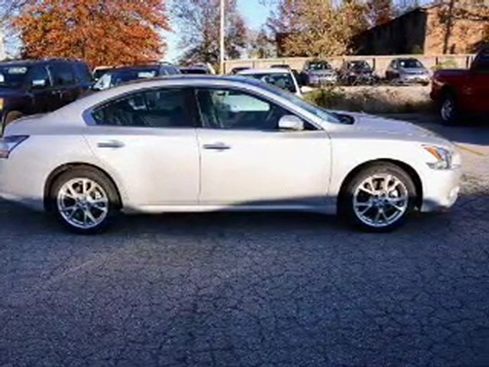 2012 Nissan Maxima Columbia MO - by EveryCarListed.com