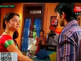 Archana & Manav Ka Romance !