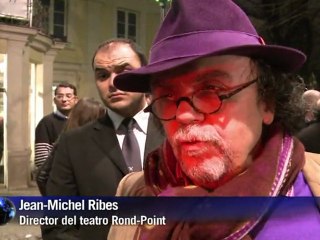 Católicos defendem Cristo em Paris