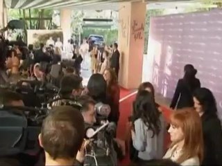 Fonda says women should honor successes