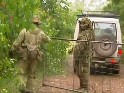 Australian fugitive sparks massive manhunt