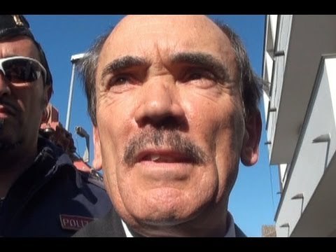 Michele Zagaria, l'ultimo dei casalesi - La cattura (07.12.11)