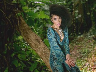 Kreesha Turner On Fashion, Style and Kinky Hair