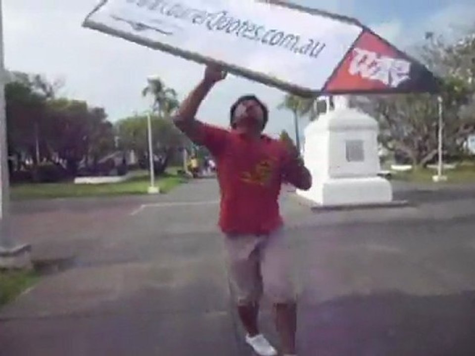 Funny eBay Courier Dance