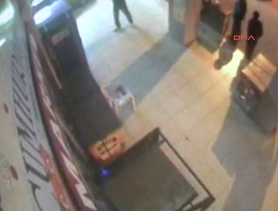 Antalya'da Gazino Önünde Cinayet