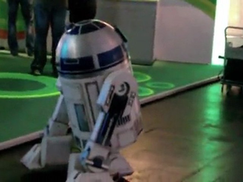 R2-D2 at Gamescom 2011