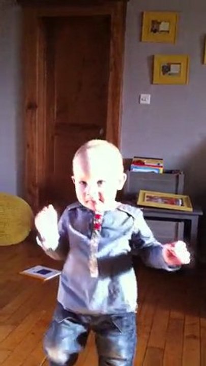 Les premiers pas de Jules