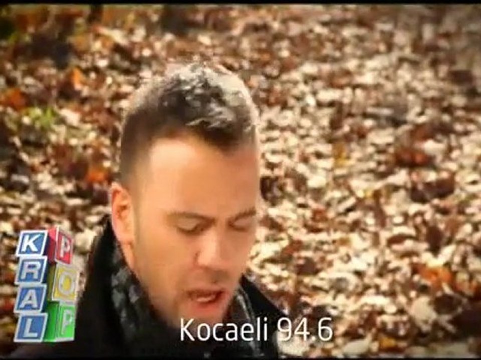 Berksan - Ölüyorum | Video | Klip | 2011
