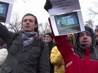 Russie: des milliers de manifestants contestent les législatives