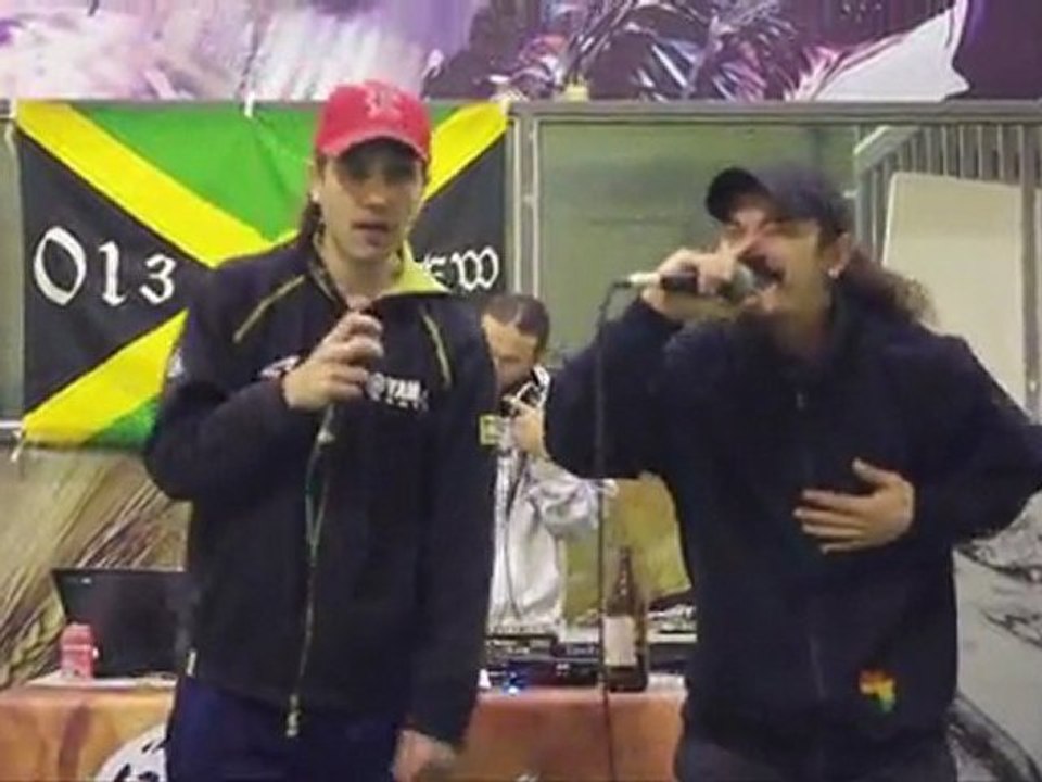 Reas en Noise off festival