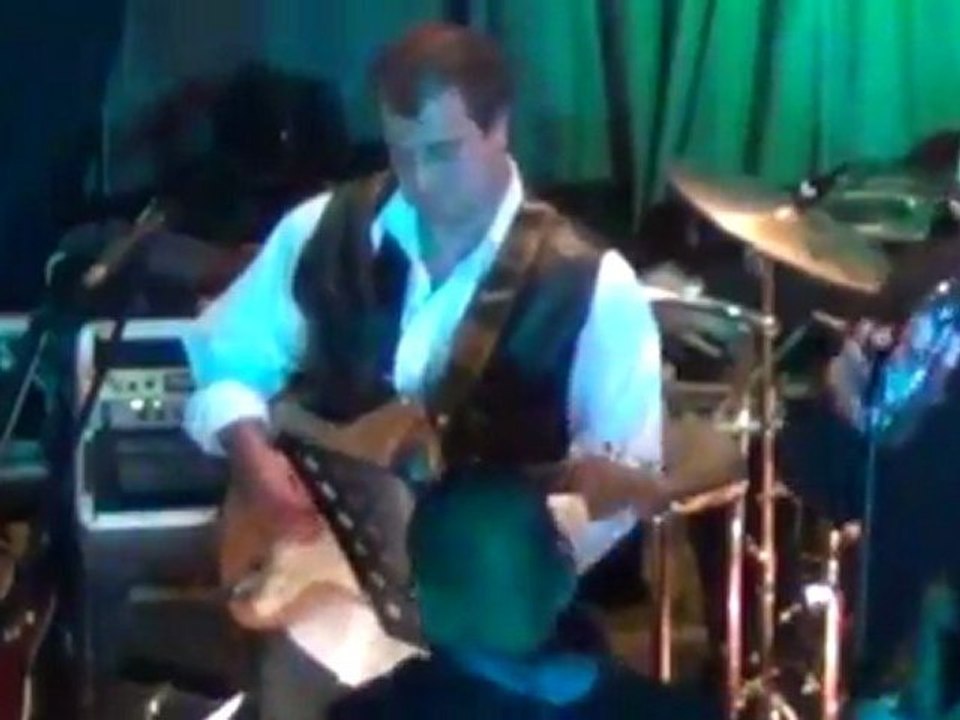 FROCK'N ROLL - Superstitious