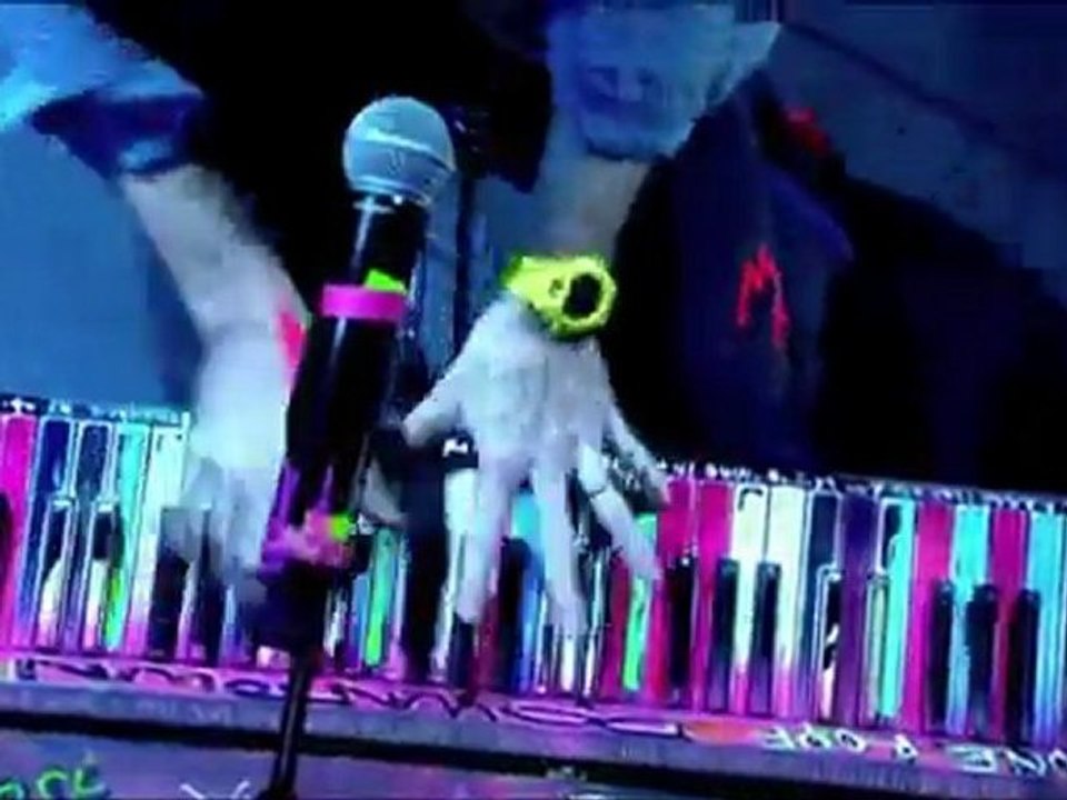 Coldplay - Paradise Performance