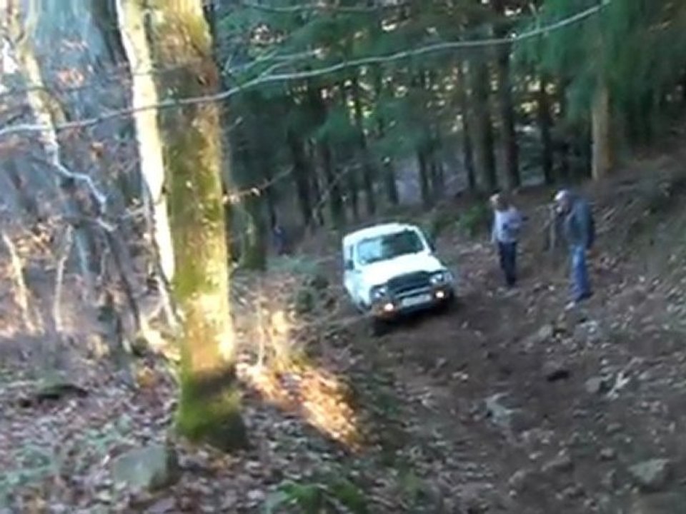 Francette Suzuki Montée du Chalet Rando Goupil4x4 du 9/12/2011 SANY0170