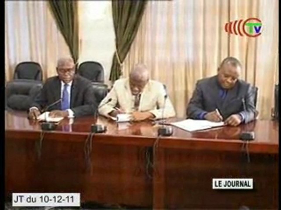 Isidore Mvouba reçoit une délégation de la société DMC Iron Congo