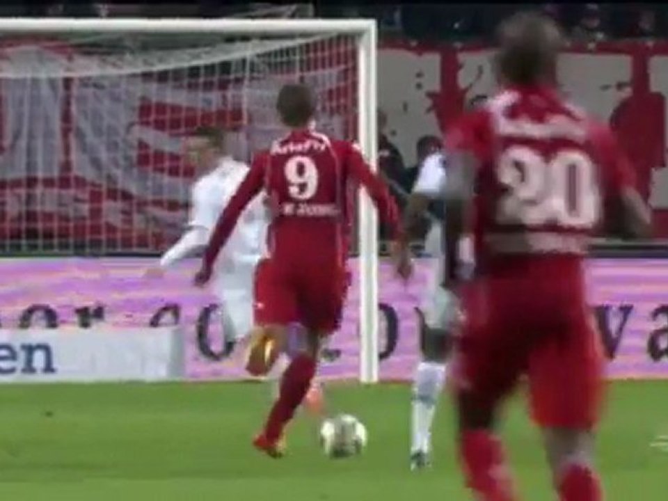 Twente mit De Jong zum Sieg