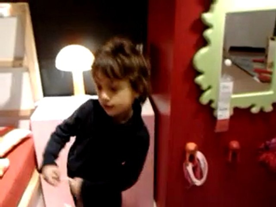 video-2011-12-10-13-14-00