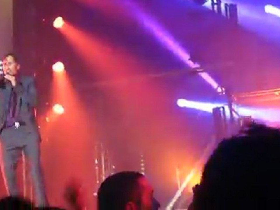 worlds apart  tournée année 90 Epernay