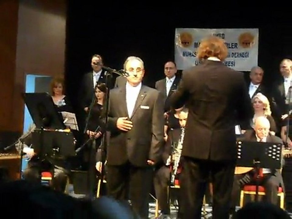 Ekrem Ümit Kandıralı Enginde Yavaş Yavaş