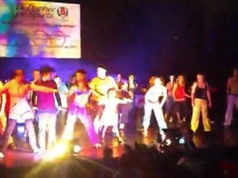 Lili Zumba et sa troupe : Zumba NRJ à la salle Vauban de Saint Omer (caipirhina + dance dance)