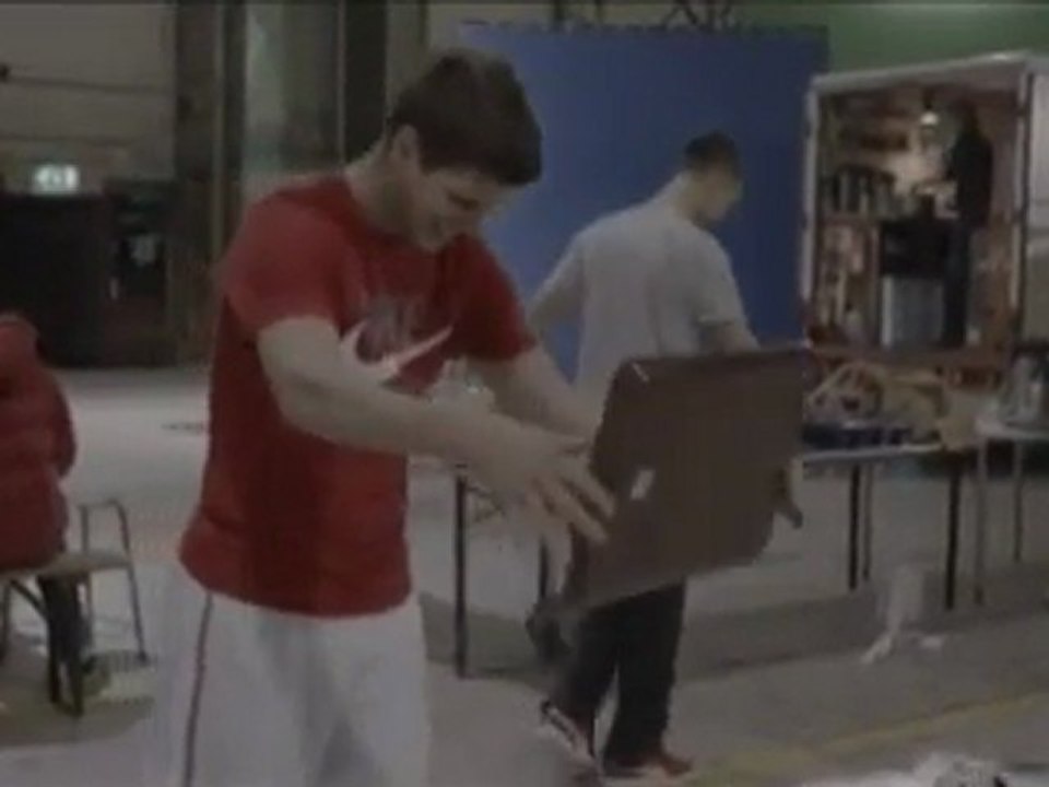 Klaas-Jan Huntelaar vs Ricky van Wolfswinkel