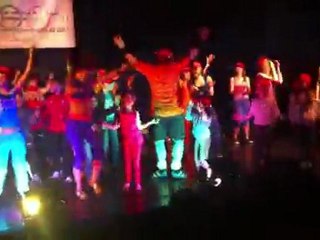 Lili Zumba et sa troupe :  Zumba NRJ à la salle Vauban de Saint Omer (la collita + corde à sauter)