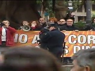 Camps, en el banquillo de los acusados