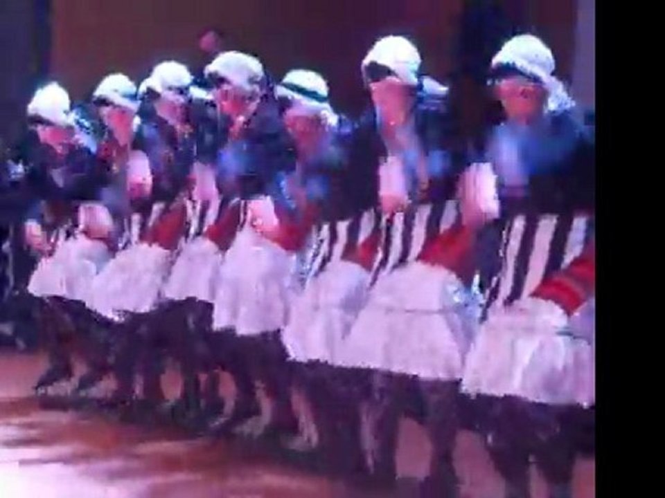 Bakirkoy Kiz Folklor Ekibi Giresun Vakfı Gecesinde