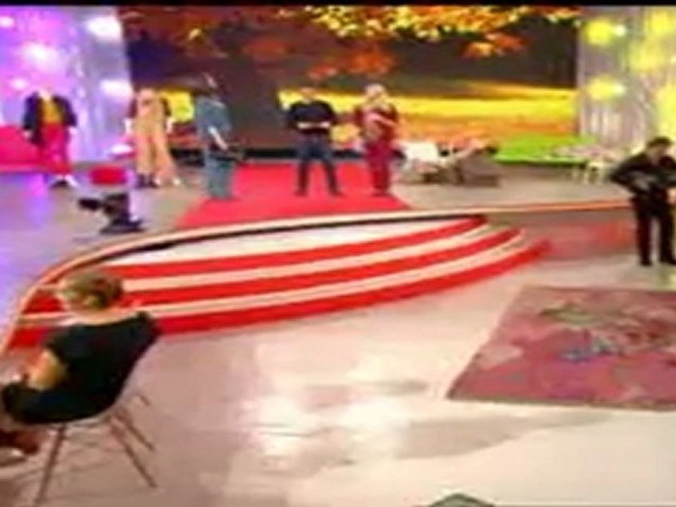 Spartoo - France 2 - Comment ça va Bien - 7 nov 2011 - Ash