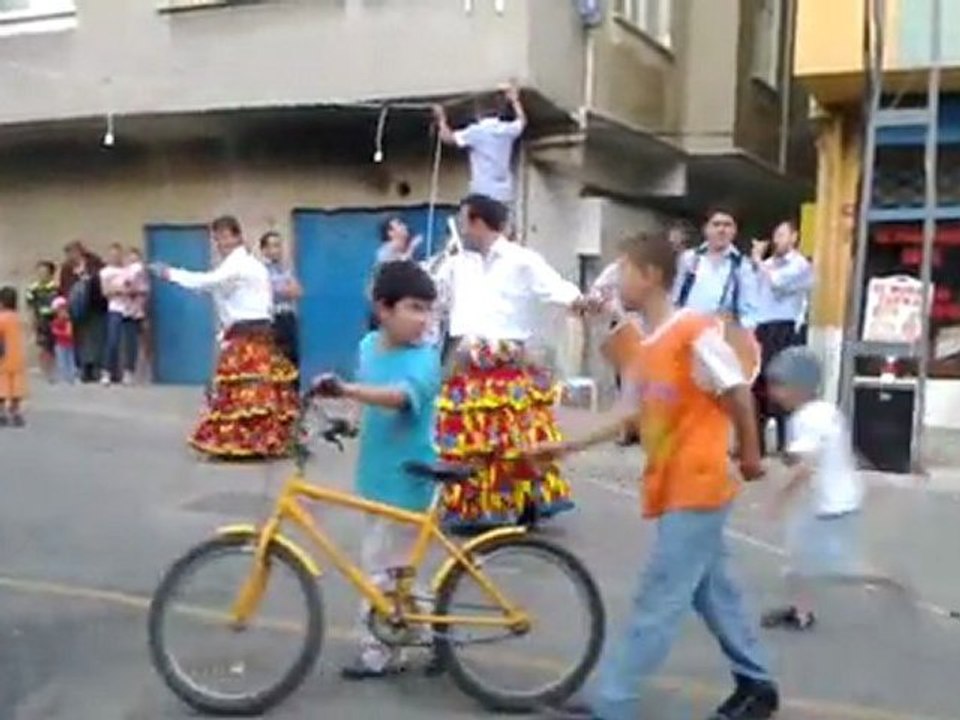 Sinop ve kastamonu davul zurna ekibi. düğün-nişan-kına-sünnet ve her türlü eğlencelerinizde hizmetinizdeyiz. Zurnacı Kemal Cep No:05357434536