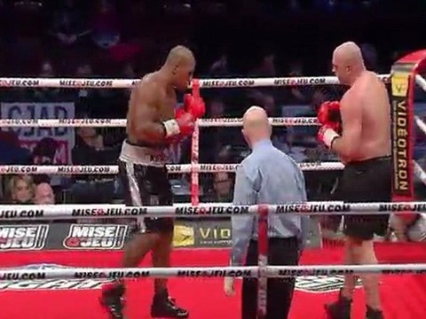 Oscar Rivas vs Matthew Greer 2011-12-10