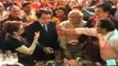 Shah Rukh Khan dances at Dilip Kumar's birthday! UTVSTARS HD