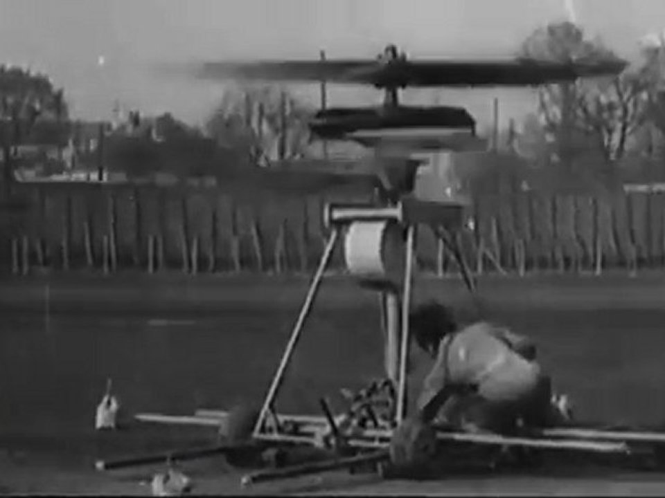 Les incroyables machines volantes du Professeur Oehmichen