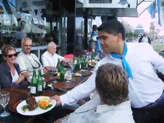 Au restaurant, à Buenos Aires, avec les Balori