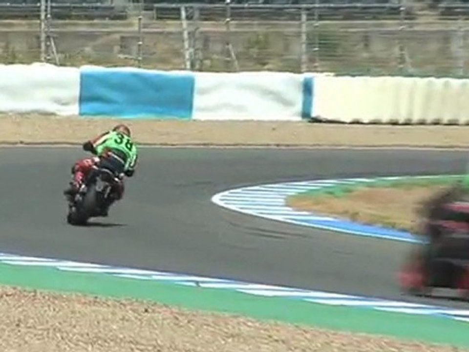 Circuito Jerez, Video de Motos del Curso de Conduccion organizado por Escuela Superbike Racing School