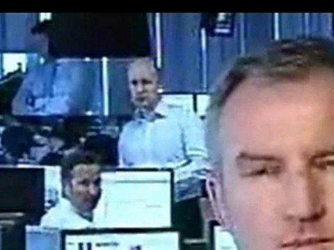 Macquarie banker busted looking at near-naked model Miranda Kerr