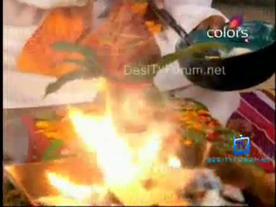 Hamari Saas Leela -19th December 2011 Watch Video Online P3