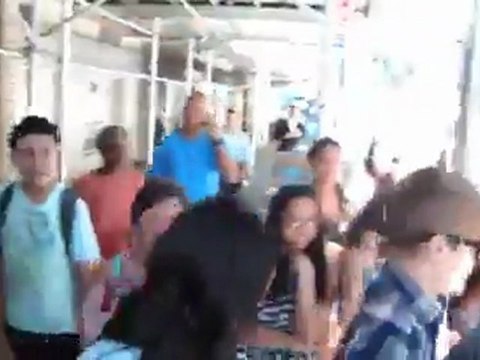 SNTV - Justin Bieber Grabs a Handful of Selena's Bottom