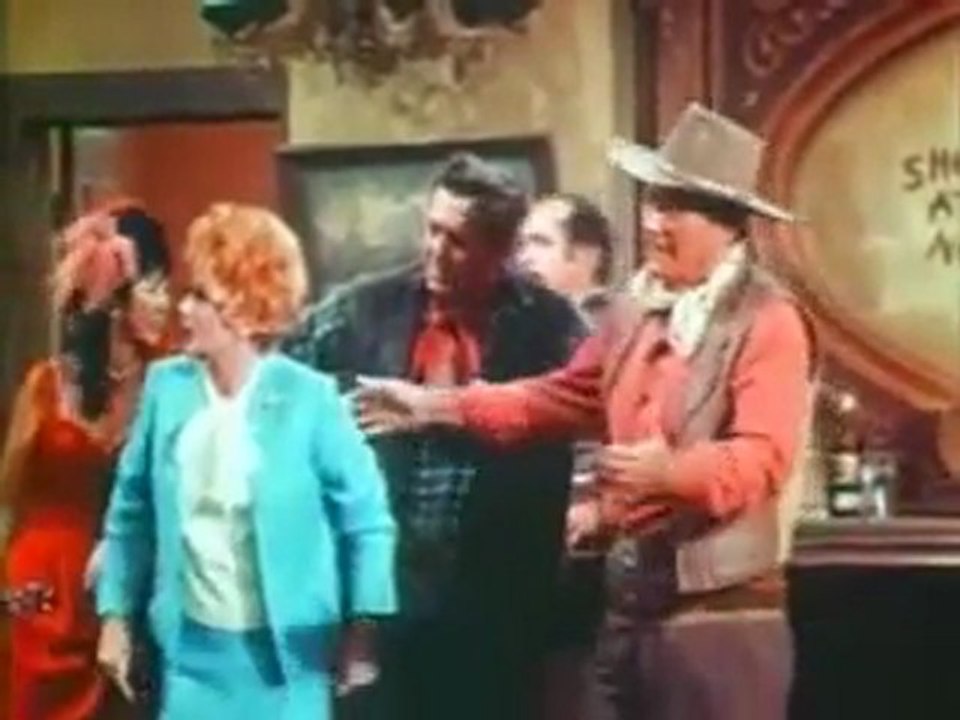 The Lucy Show - Lucy Meets John Wayne (4_4)