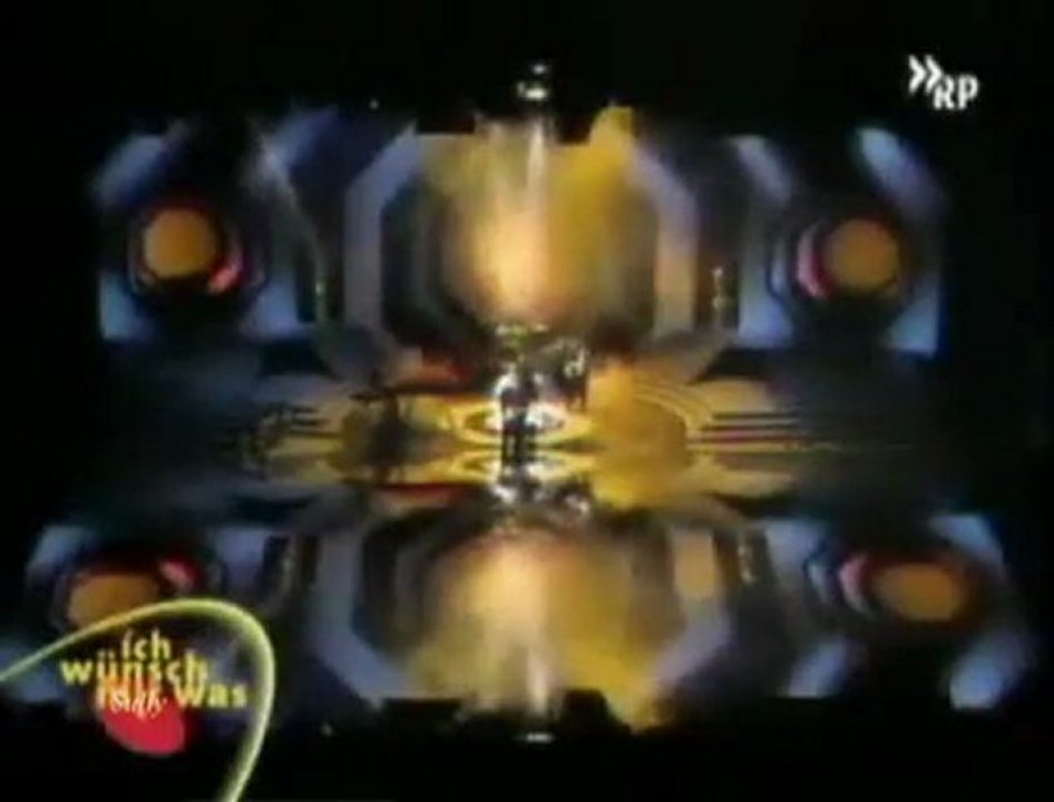 CHRIS REA '1988' - Driving Home For Christmas