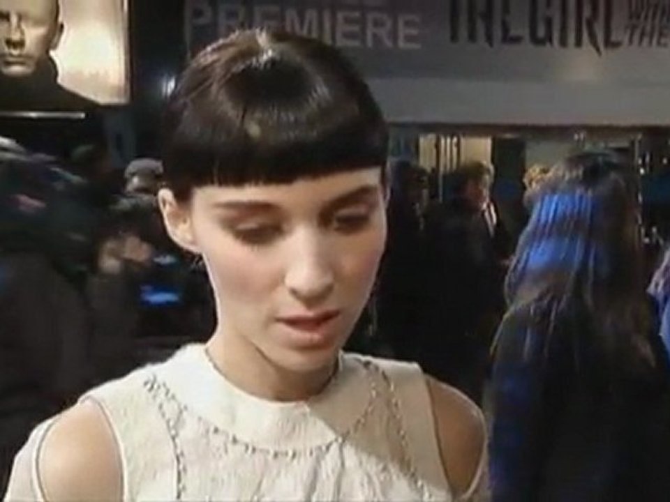 Daniel Craig and Rooney Mara premiere "Dragon Tattoo" in London