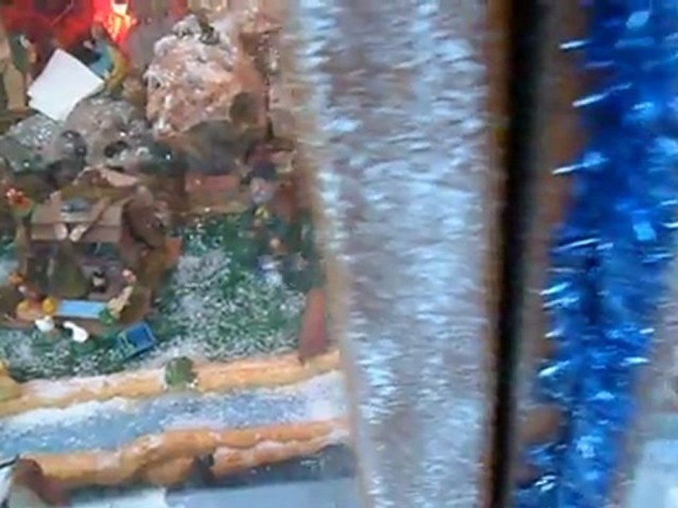 SAM_0465  - Crèche de Roberto extérieure - Vidéo prise le soir