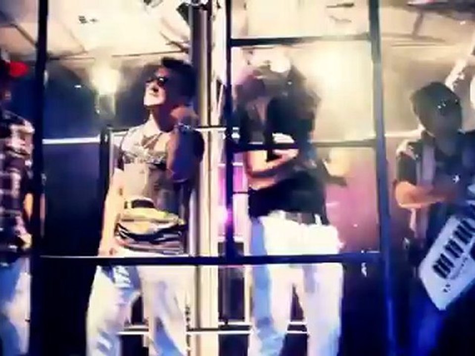 En Otra Boca (Official Video) - Golpe a Golpe ft Staff 44