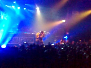 JOEY STARR - MAMY FEAT NICOLETTA  ( BATACLAN 13-12-11)