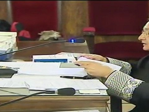 Camps niega los regalos de Gürtel tras cinco horas de declaración