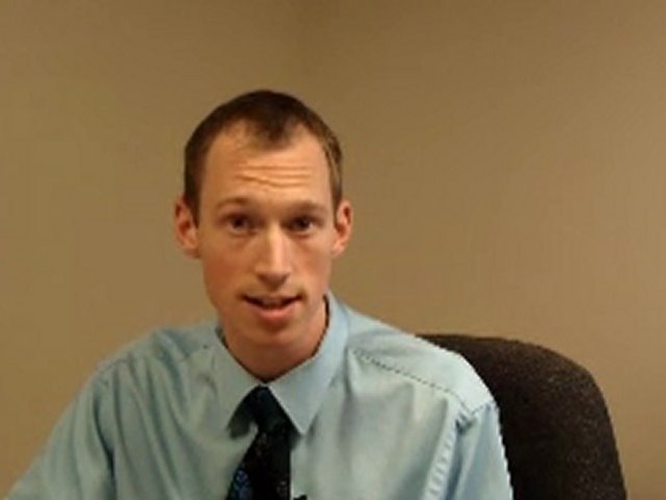 What are symptoms of Hyperthyroidism? - Kyle Warren, DC