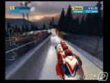 Torino 2006 (PS2) - Une épreuve de bobsleigh.