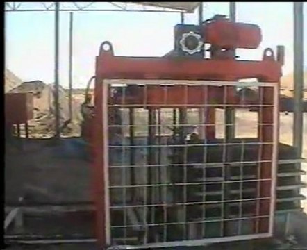 BPM 25'li BETON PARKE,BORDÜR ve BRİKET MAKİNASI