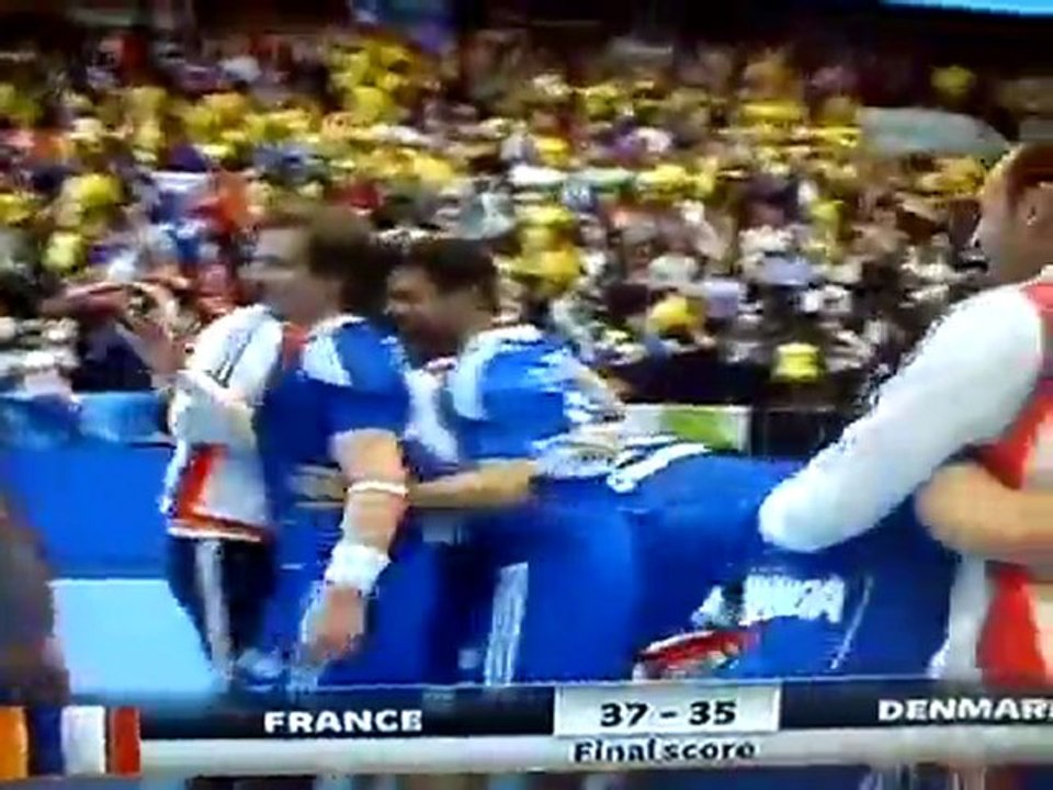HANDBALL _ LA FRANCE CHAMPIONNE DU MONDE 2011